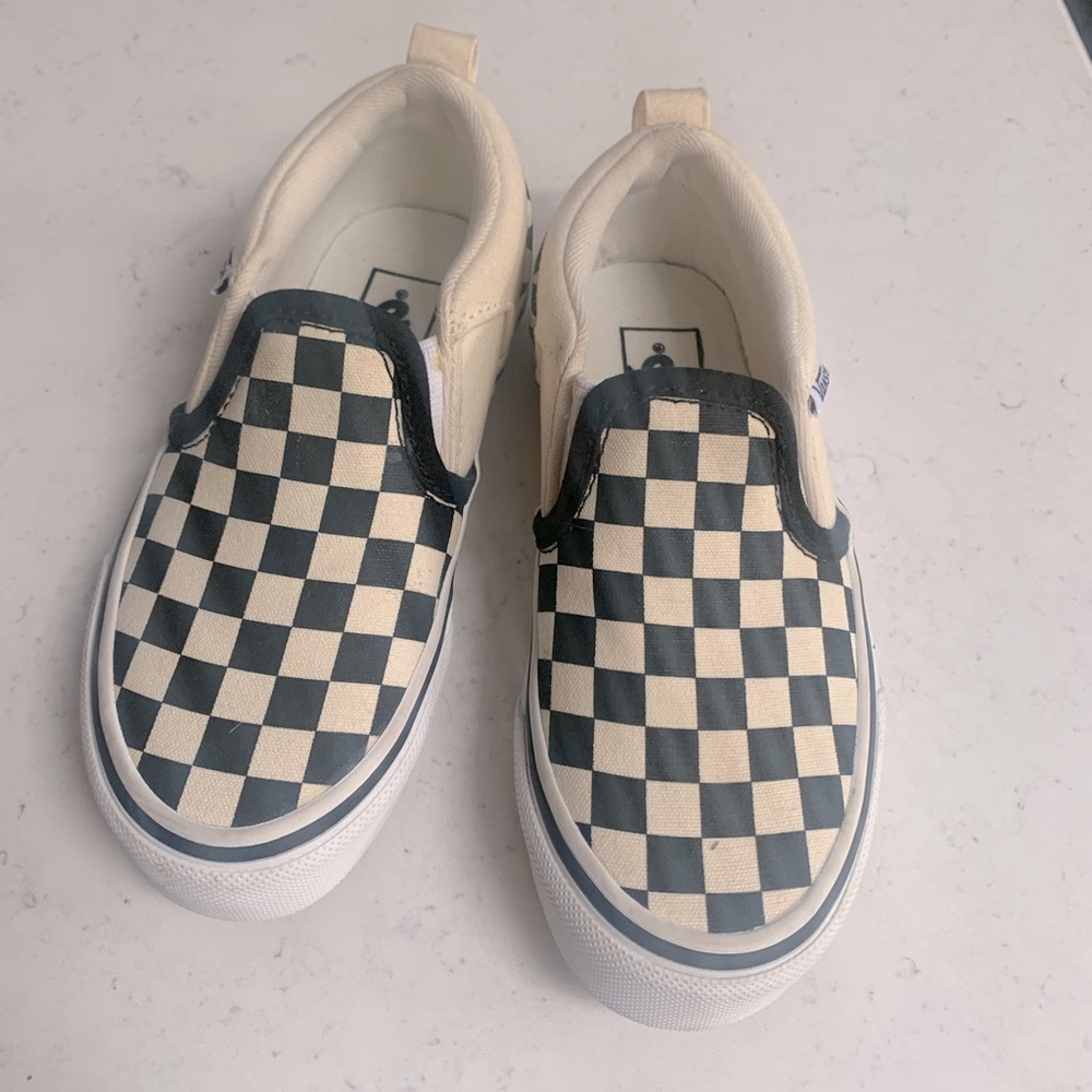 Toddler *Vans* checkered slip ons size 11